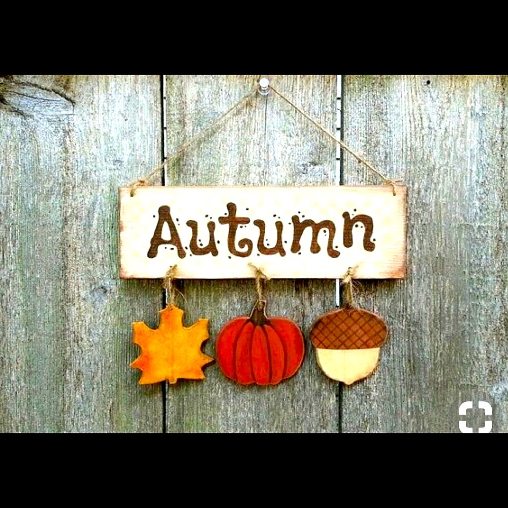Autumn wall decor